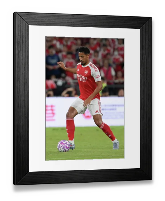 Framed Print : Arsenal v Tottenham Hotspur: Pre-Season Friendly