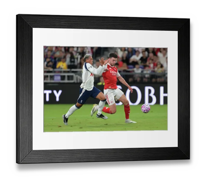 Framed Print : Arsenal v Tottenham Hotspur: Pre-Season Friendly