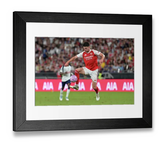 Framed Print : Arsenal v Tottenham Hotspur: Pre-Season Friendly