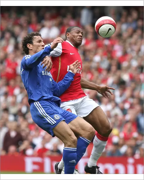 Julio Baptista (Arsenal) Khalid Boulahrouz (Chelsea)
