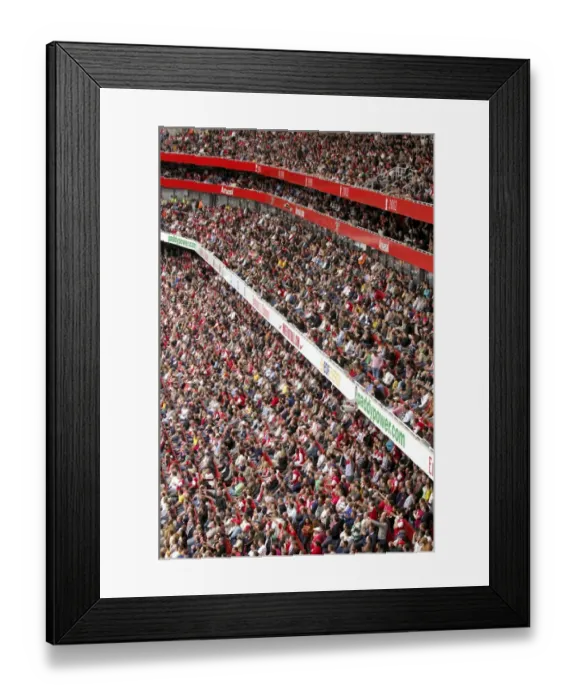 Framed Print : Intense Rivalry: Arsenal vs. Chelsea at Emirates Stadium, 1-1 FA Premiership Stalemate, 2007