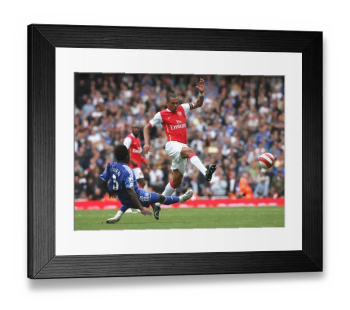 Framed Print : Gilberto (Arsenal) Jon Obi Milel (Chelsea) Framed Print : Gilberto (Arsenal) Jon Obi Milel (Chelsea)