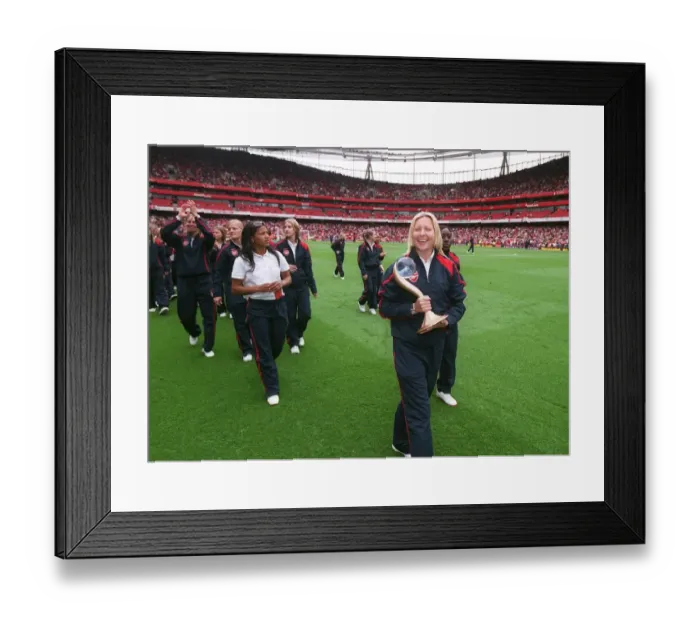 Framed Print : Jayne Ludlow and Mary Phillip