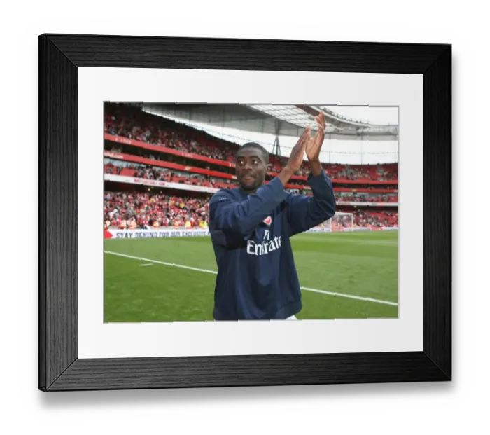 Framed Print : Intense Rivalry: Kolo Toure vs. Chelsea at Emirates Stadium, 2007 (Arsenal 1:1)