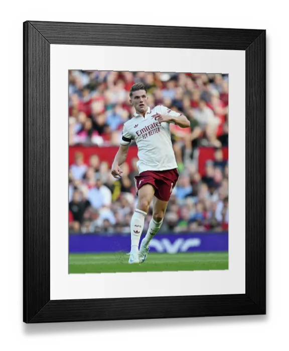 Framed Print : Manchester United v Arsenal - Premier League