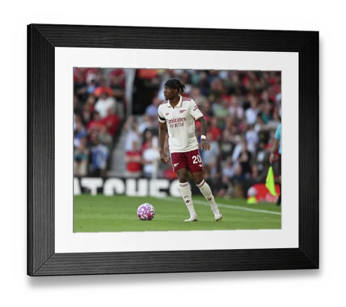 Framed Print : Manchester United v Arsenal - Premier League