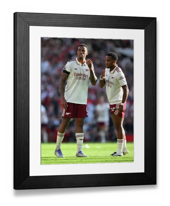 Framed Print : Manchester United v Arsenal - Premier League