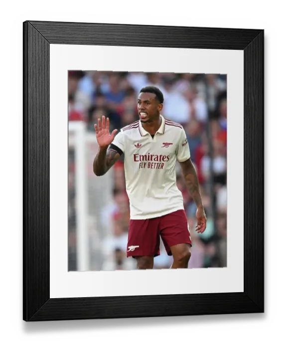 Framed Print : Manchester United v Arsenal - Premier League