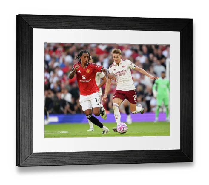 Framed Print : Manchester United v Arsenal - Premier League Framed Print : Manchester United v Arsenal - Premier League