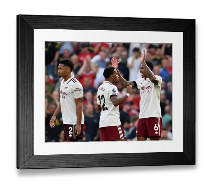 Framed Print : Manchester United v Arsenal - Premier League