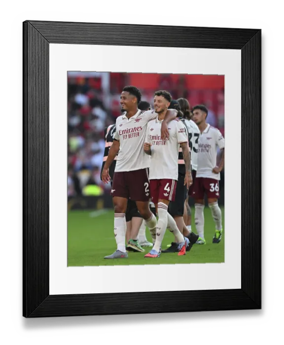Framed Print : Manchester United v Arsenal - Premier League