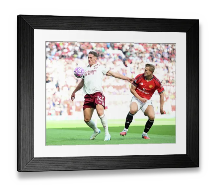 Framed Print : Manchester United v Arsenal - Premier League