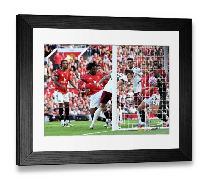 Framed Print : Manchester United v Arsenal - Premier League