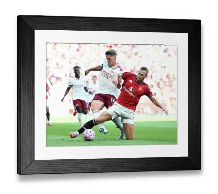 Framed Print : Manchester United v Arsenal - Premier League Framed Print : Manchester United v Arsenal - Premier League