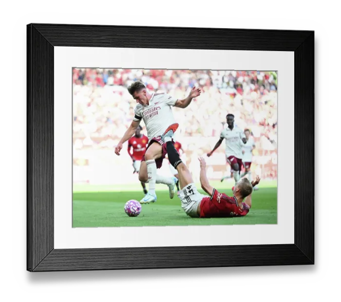 Framed Print : Manchester United v Arsenal - Premier League