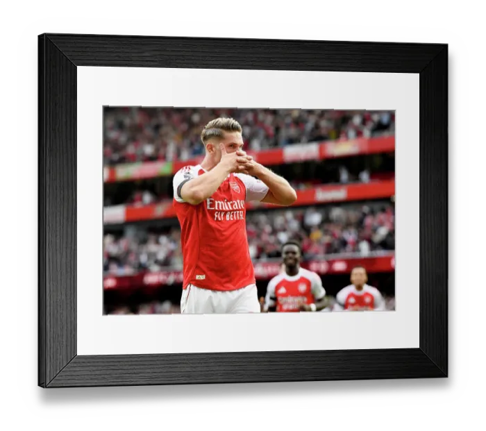 Framed Print : Arsenal v Leeds United - Premier League