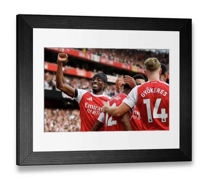 Framed Print : Arsenal v Leeds United - Premier League
