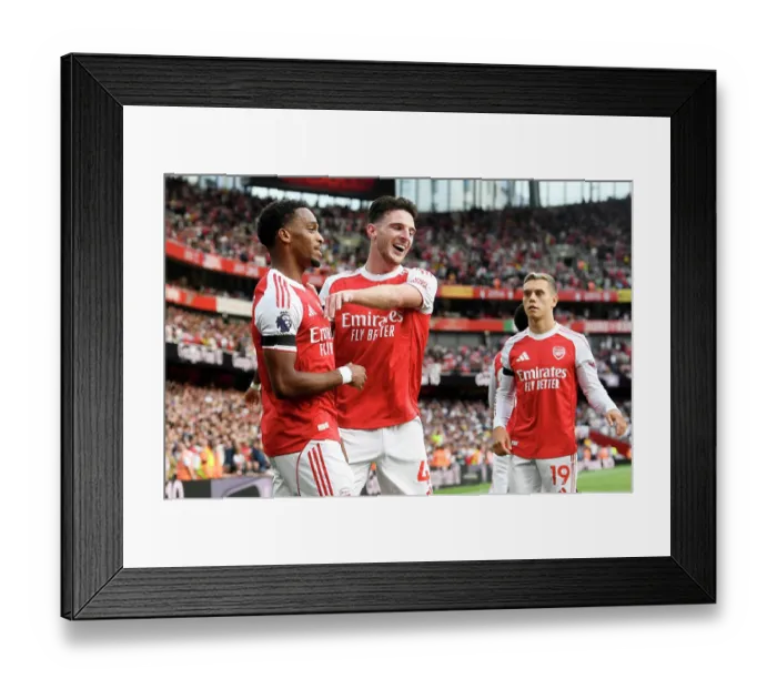 Framed Print : Arsenal v Leeds United - Premier League