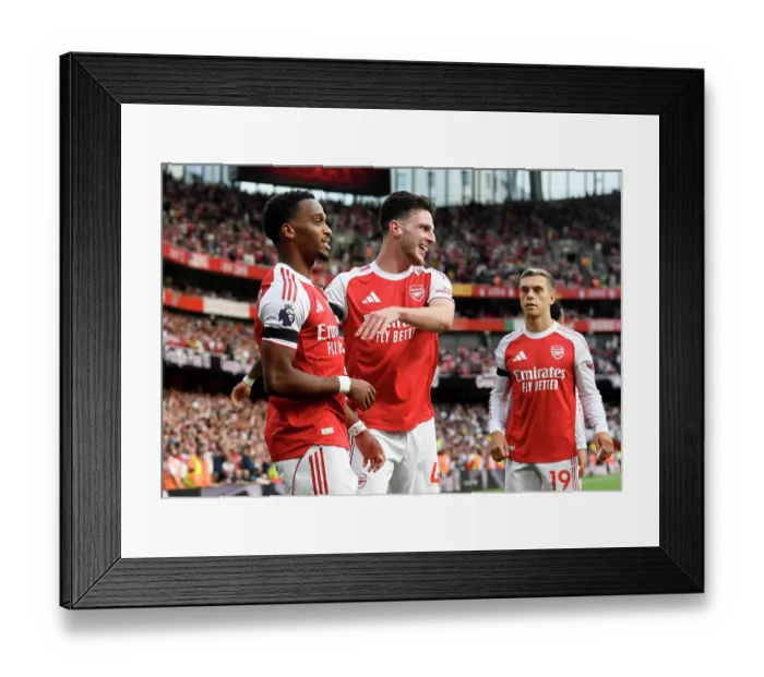 Framed Print : Arsenal v Leeds United - Premier League