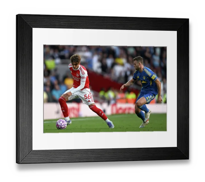 Framed Print : Arsenal v Leeds United - Premier League Framed Print : Arsenal v Leeds United - Premier League