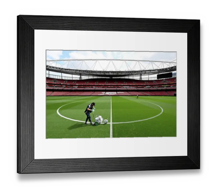 Framed Print : Arsenal v Leeds United - Premier League