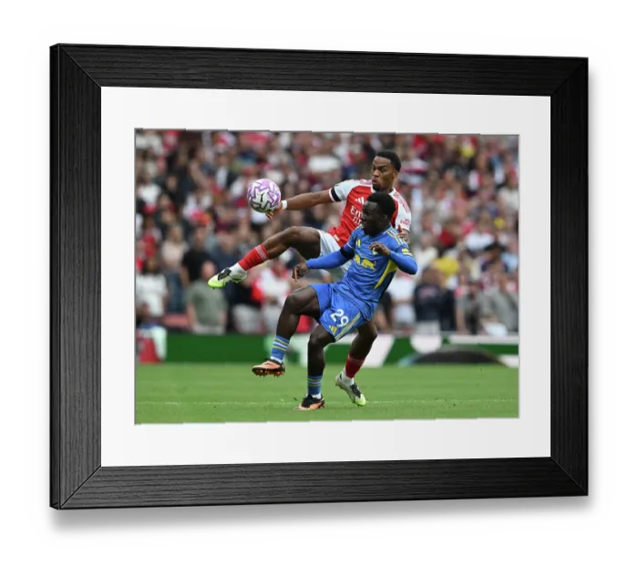 Framed Print : Arsenal v Leeds United - Premier League