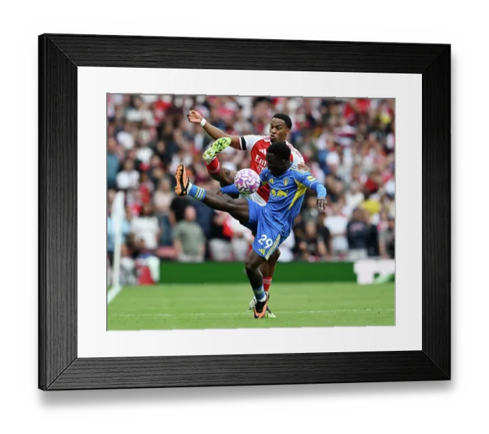 Framed Print : Arsenal v Leeds United - Premier League