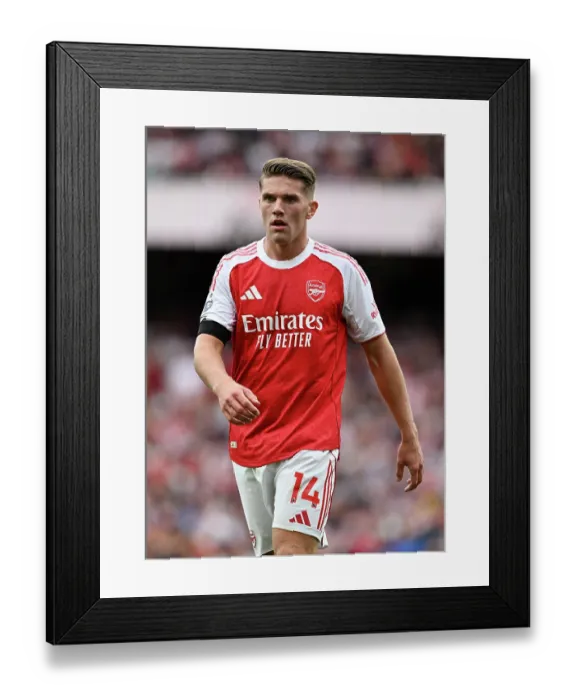 Framed Print : Arsenal v Leeds United - Premier League
