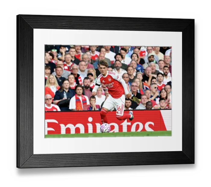 Framed Print : Arsenal v Leeds United - Premier League Framed Print : Arsenal v Leeds United - Premier League