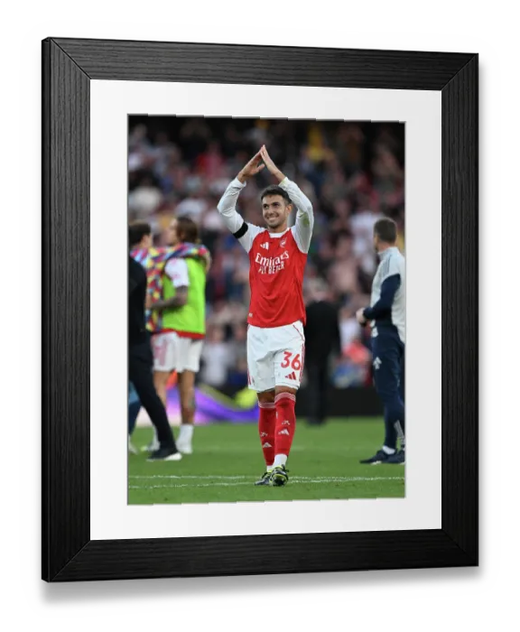 Framed Print : Arsenal v Leeds United - Premier League Framed Print : Arsenal v Leeds United - Premier League