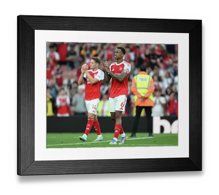 Framed Print : Arsenal v Leeds United - Premier League