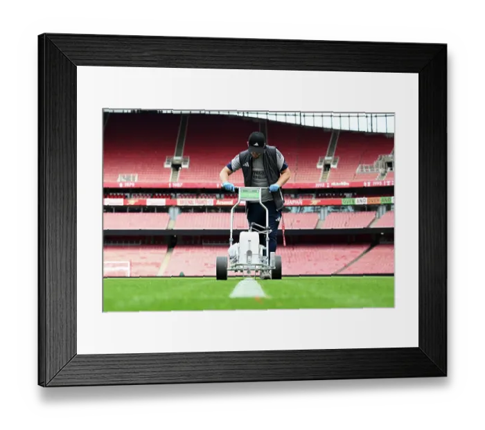 Framed Print : Arsenal v Leeds United - Premier League