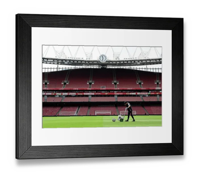 Framed Print : Arsenal v Leeds United - Premier League Framed Print : Arsenal v Leeds United - Premier League