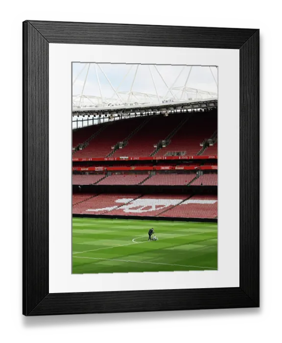 Framed Print : Arsenal v Leeds United - Premier League Framed Print : Arsenal v Leeds United - Premier League