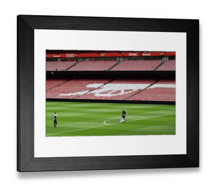 Framed Print : Arsenal v Leeds United - Premier League