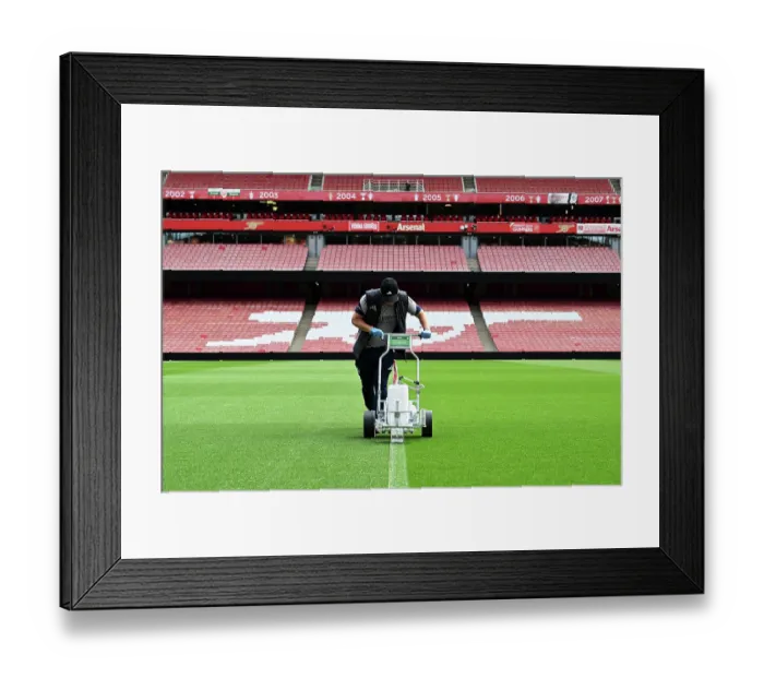 Framed Print : Arsenal v Leeds United - Premier League