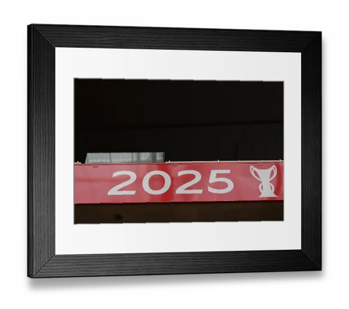 Framed Print : Arsenal v Leeds United - Premier League
