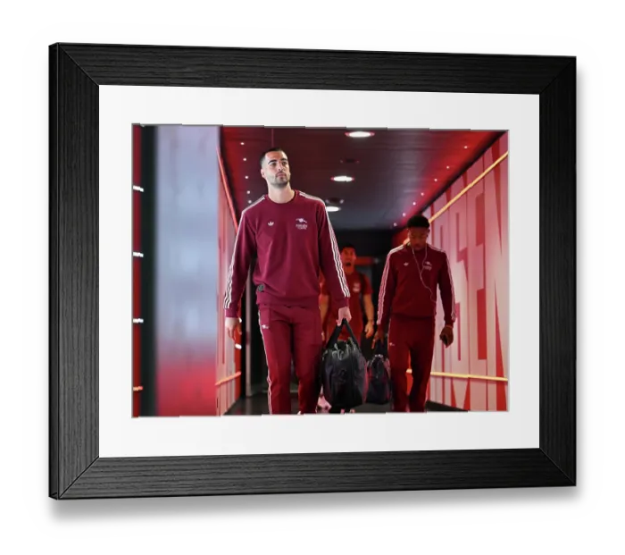 Framed Print : Arsenal v Leeds United - Premier League