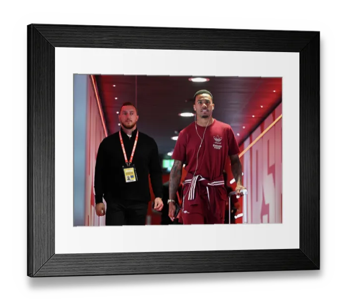 Framed Print : Arsenal v Leeds United - Premier League