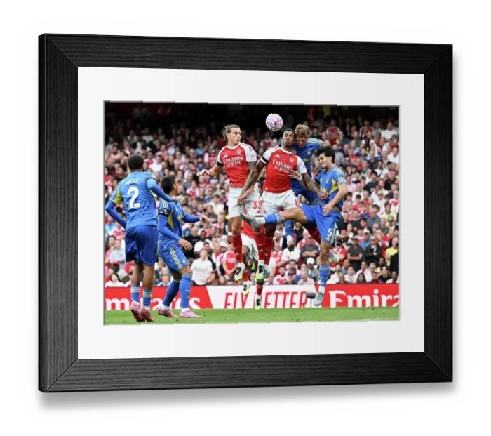 Framed Print : Arsenal v Leeds United - Premier League Framed Print : Arsenal v Leeds United - Premier League