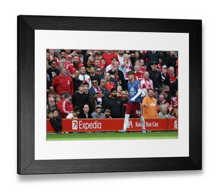 Framed Print : Liverpool v Arsenal - Premier League