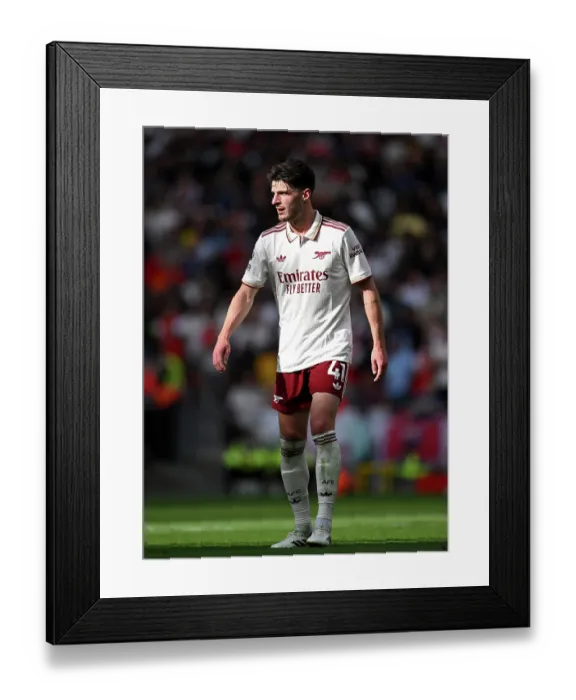 Framed Print : Liverpool v Arsenal - Premier League