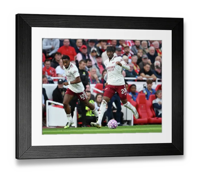 Framed Print : Liverpool v Arsenal - Premier League