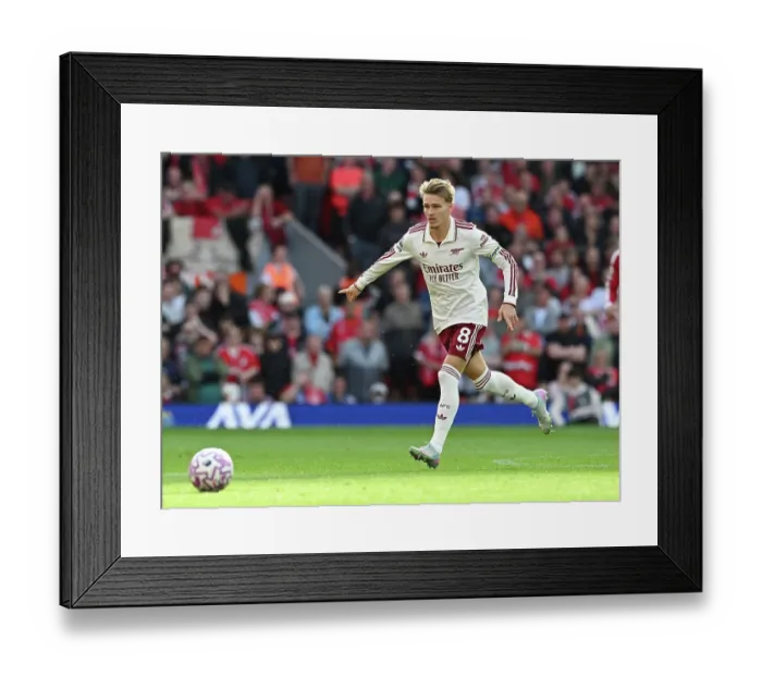 Framed Print : Liverpool v Arsenal - Premier League