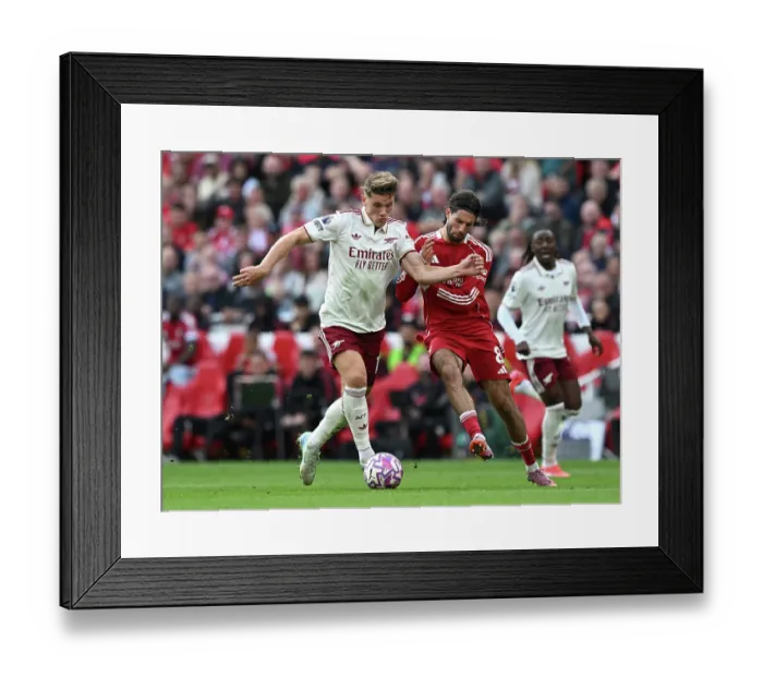 Framed Print : Liverpool v Arsenal - Premier League Framed Print : Liverpool v Arsenal - Premier League