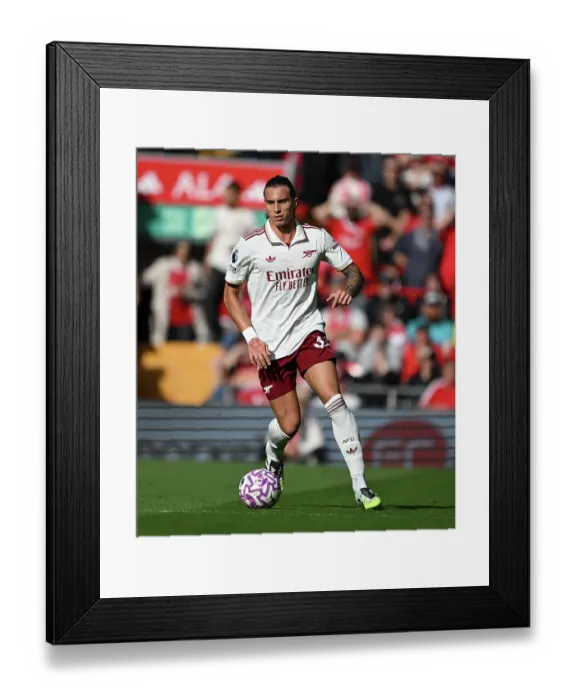 Framed Print : Liverpool v Arsenal - Premier League Framed Print : Liverpool v Arsenal - Premier League