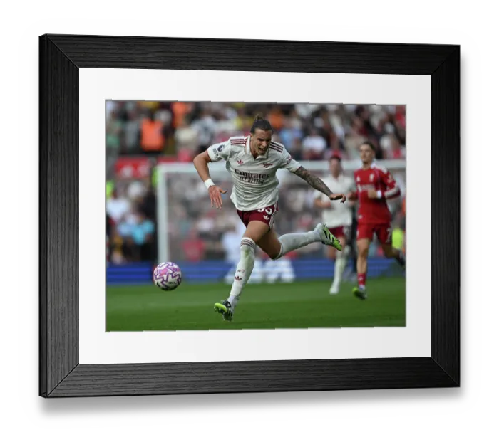 Framed Print : Liverpool v Arsenal - Premier League Framed Print : Liverpool v Arsenal - Premier League