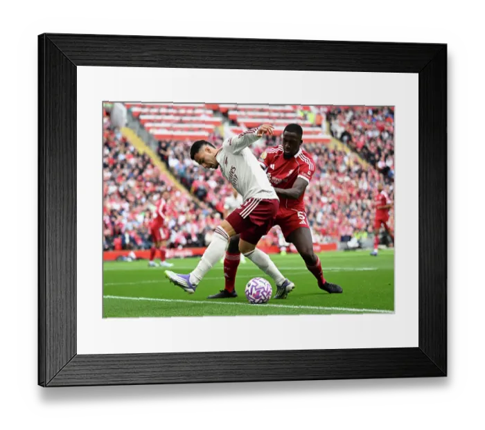 Framed Print : Liverpool v Arsenal - Premier League Framed Print : Liverpool v Arsenal - Premier League