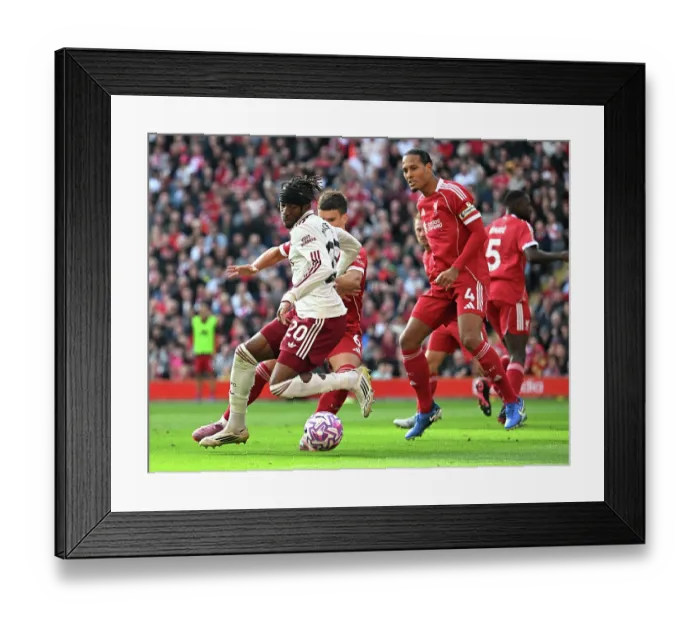 Framed Print : Liverpool v Arsenal - Premier League Framed Print : Liverpool v Arsenal - Premier League