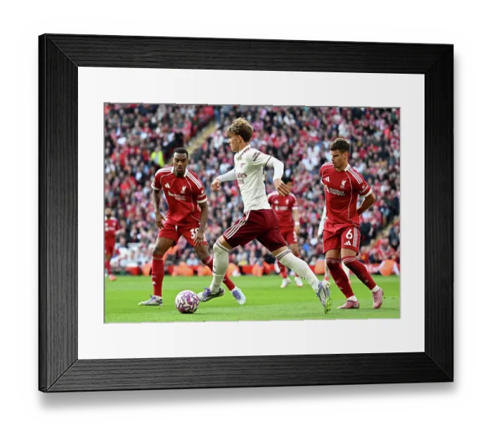 Framed Print : Liverpool v Arsenal - Premier League Framed Print : Liverpool v Arsenal - Premier League